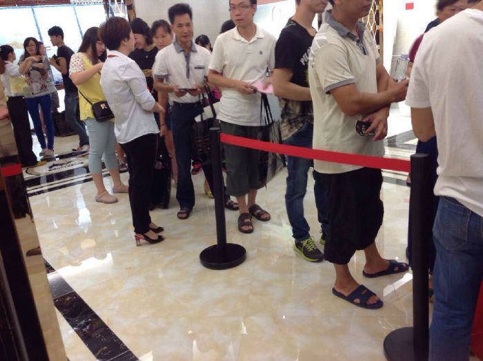 20141003091704105 临沧网信快3·(中国游)官方网站瓷砖品牌旗舰店开业现场