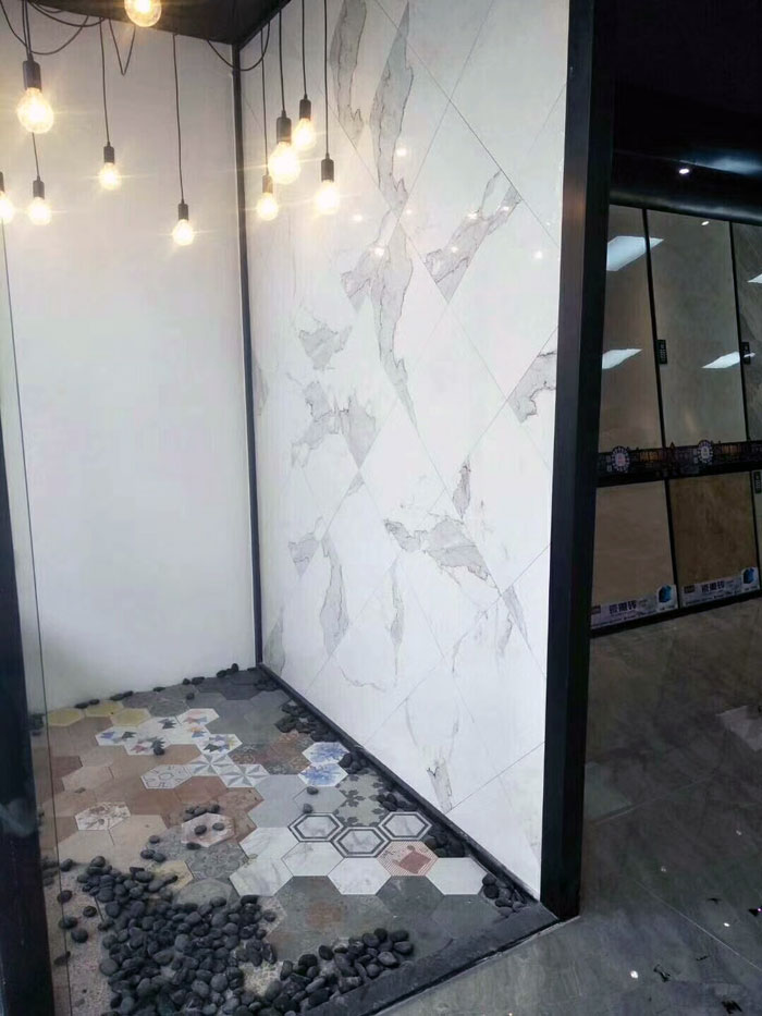 陶瓷一线品牌网信快3·(中国游)官方网站瓷砖澄海店十一开业，好礼、优惠送一向