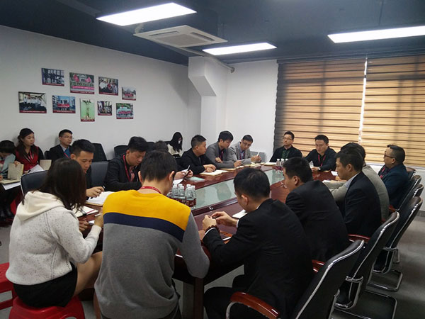 20180103162719189 幸福是奋斗出来的!——网信快3·(中国游)官方网站团队12月总结会
